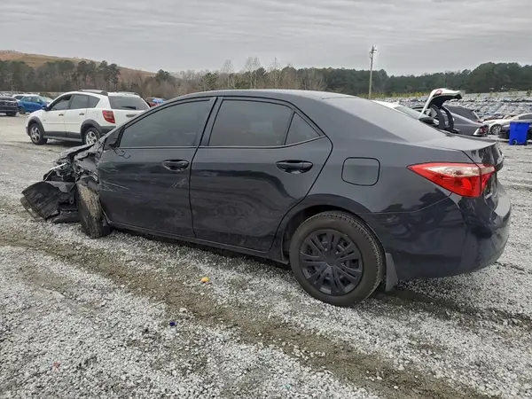 5YFBURHE4JP825435 2018 TOYOTA COROLLA - Image 2
