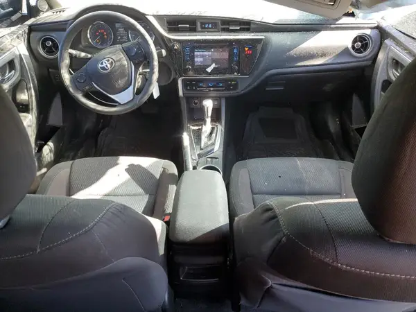 5YFBURHE4JP827802 2018 TOYOTA COROLLA - Image 8