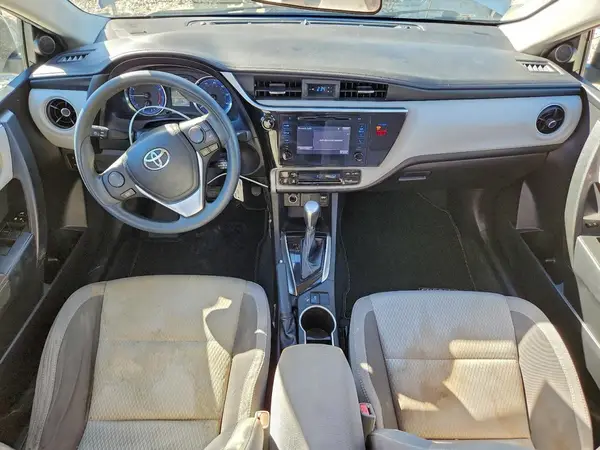 5YFBURHE4JP828643 2018 TOYOTA COROLLA - Image 8