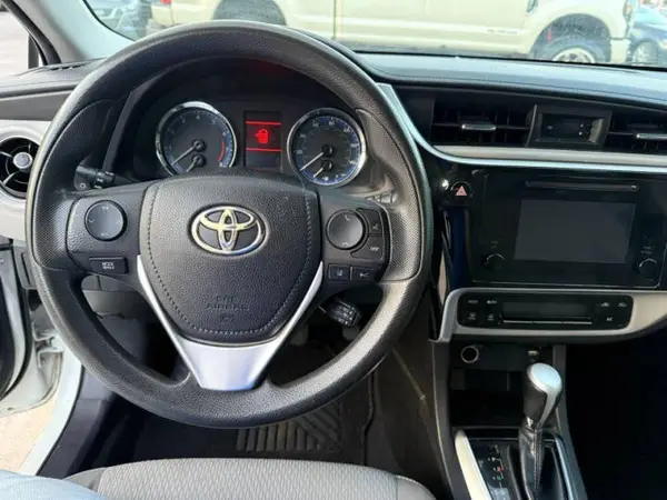 5YFBURHE4JP828XXX 2018 TOYOTA COROLLA - Image 8