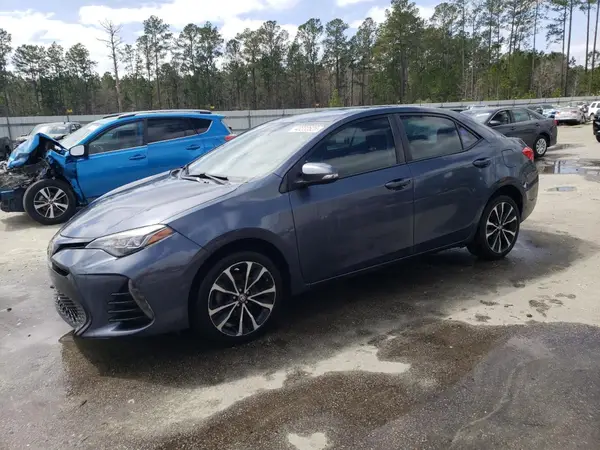 5YFBURHE4JP830618 2018 TOYOTA COROLLA - Image 1