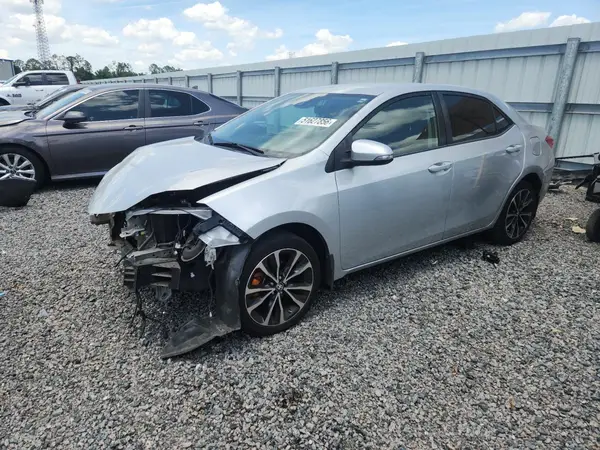 5YFBURHE4JP832580 2018 TOYOTA COROLLA - Image 1