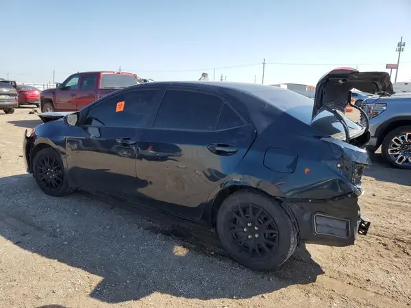 5YFBURHE4JP833776 2018 TOYOTA COROLLA - Image 2