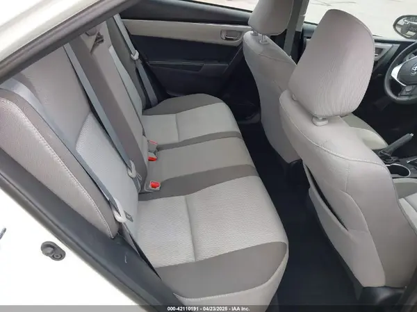 5YFBURHE4JP835205 2018 TOYOTA COROLLA - Image 8