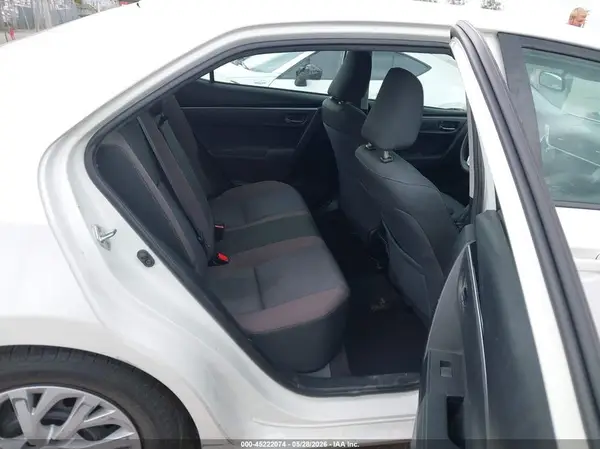 5YFBURHE4JP836337 2018 TOYOTA COROLLA - Image 8