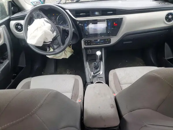 5YFBURHE4JP838976 2018 TOYOTA COROLLA - Image 8