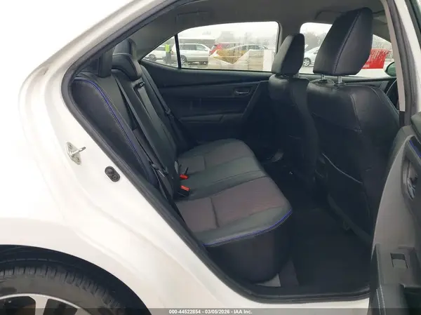 5YFBURHE4JP840680 2018 TOYOTA COROLLA - Image 8