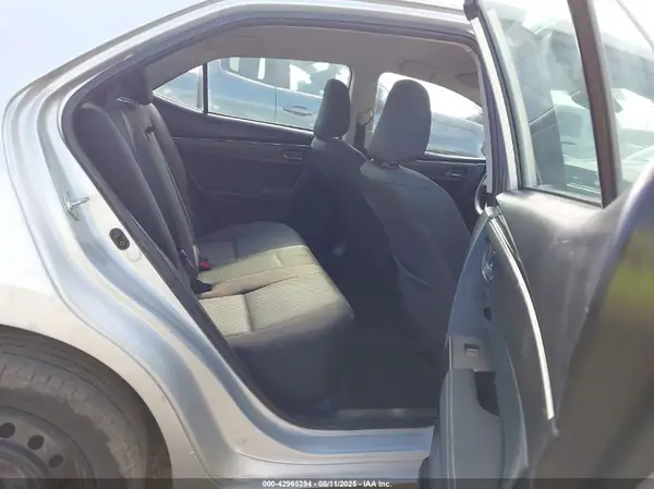 5YFBURHE4JP841540 2018 TOYOTA COROLLA - Image 8