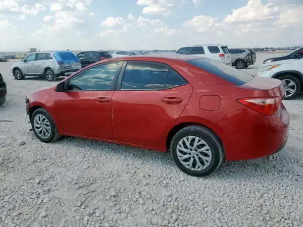 5YFBURHE4JP842719 2018 TOYOTA COROLLA - Image 2