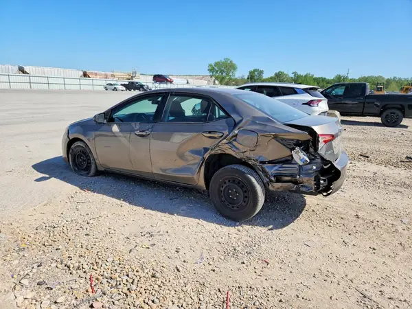 5YFBURHE4JP842994 2018 TOYOTA COROLLA - Image 2