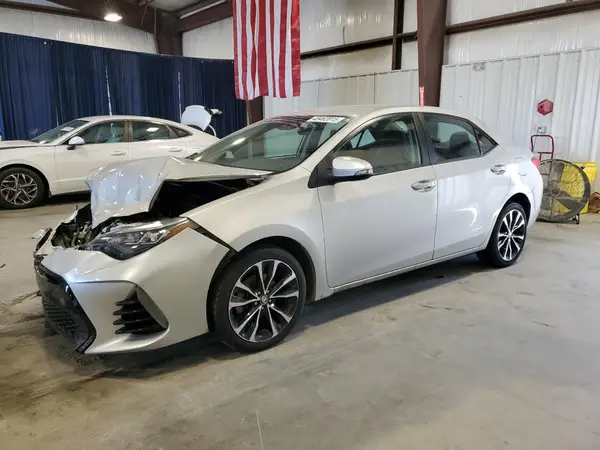 5YFBURHE4JP844843 2018 TOYOTA COROLLA - Image 1