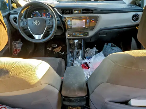 5YFBURHE4JP845314 2018 TOYOTA COROLLA - Image 8