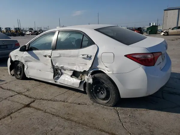5YFBURHE4JP846091 2018 TOYOTA COROLLA - Image 2