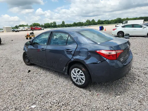 5YFBURHE4JP846818 2018 TOYOTA COROLLA - Image 2