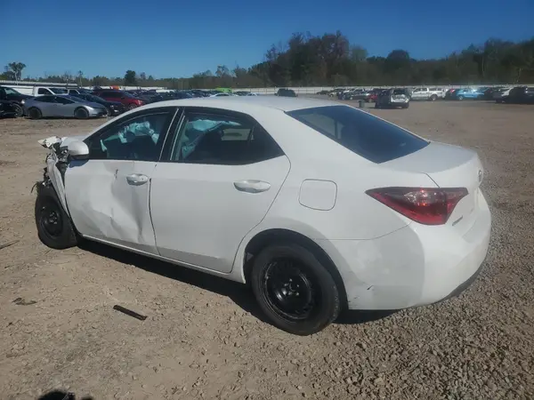 5YFBURHE4JP847578 2018 TOYOTA COROLLA - Image 2