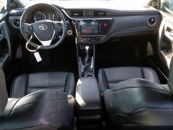 5YFBURHE4JP848701 2018 TOYOTA COROLLA - Image 8