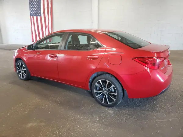 5YFBURHE4JP851338 2018 TOYOTA COROLLA - Image 2
