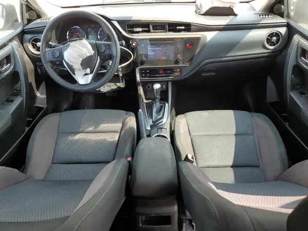 5YFBURHE4JP852814 2018 TOYOTA COROLLA - Image 8