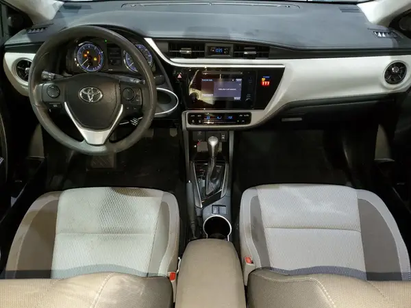 5YFBURHE4JP854613 2018 TOYOTA COROLLA - Image 8