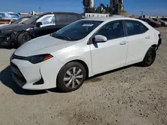 5YFBURHE4JP855700 2018 TOYOTA COROLLA