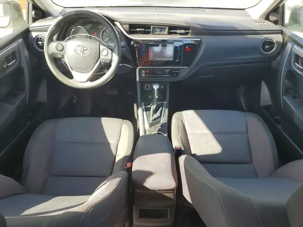 5YFBURHE4JP855700 2018 TOYOTA COROLLA - Image 8