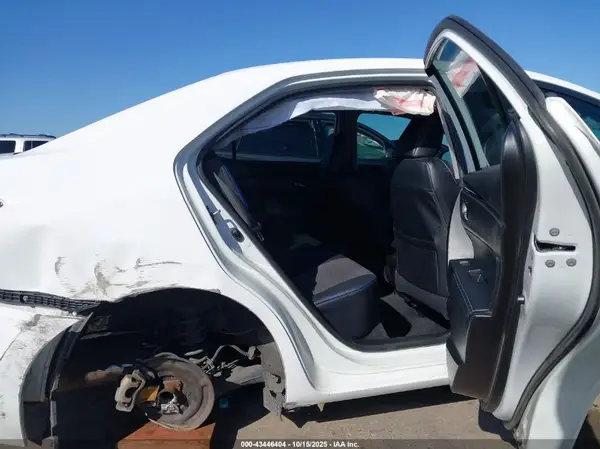 5YFBURHE4KP859554 2019 TOYOTA COROLLA - Image 8