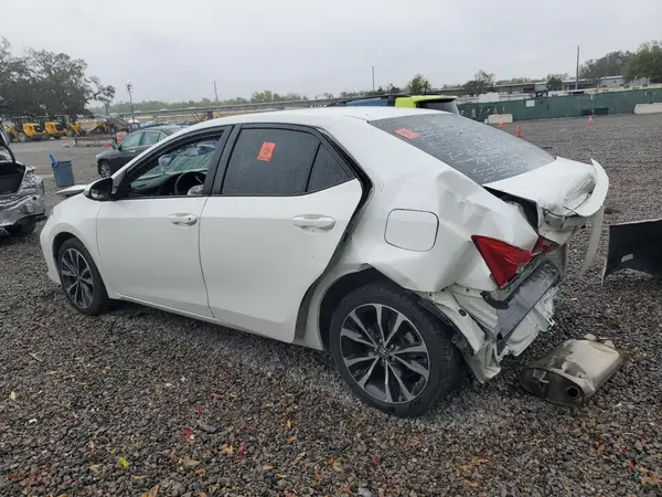 5YFBURHE4KP860171 2019 TOYOTA COROLLA - Image 2