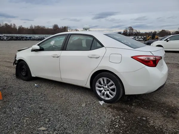 5YFBURHE4KP862440 2019 TOYOTA COROLLA - Image 2