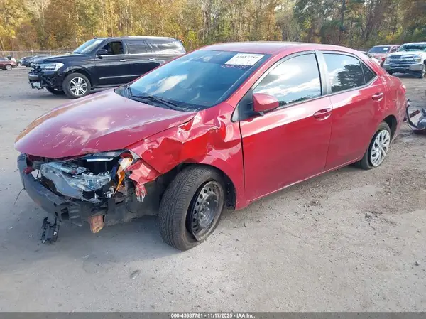 5YFBURHE4KP866665 2019 TOYOTA COROLLA - Image 2