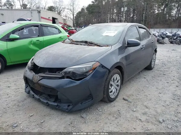 5YFBURHE4KP867525 2019 TOYOTA COROLLA - Image 2
