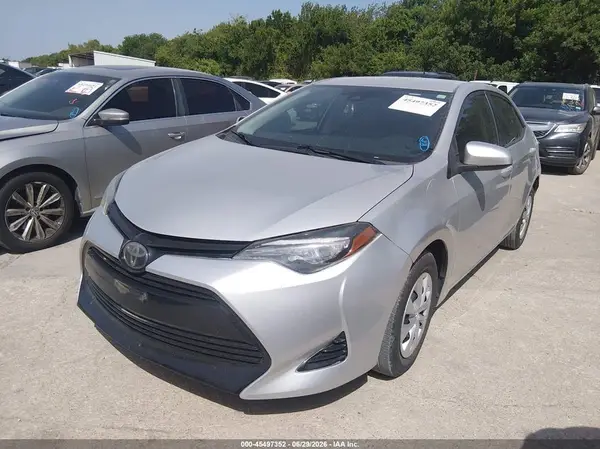 5YFBURHE4KP868691 2019 TOYOTA COROLLA - Image 2