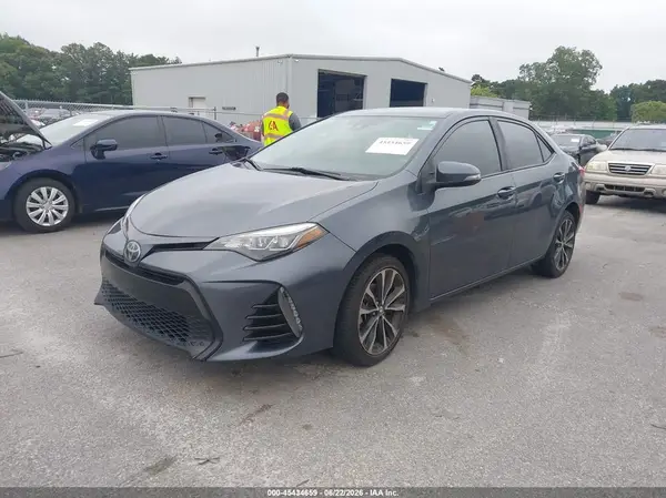 5YFBURHE4KP870943 2019 TOYOTA COROLLA - Image 2
