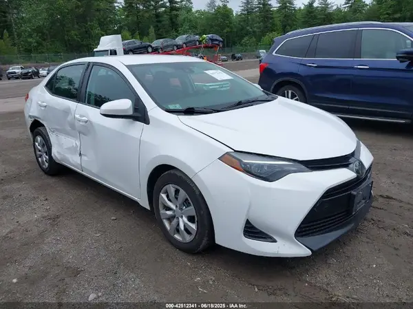 5YFBURHE4KP871333 2019 TOYOTA COROLLA - Image 1