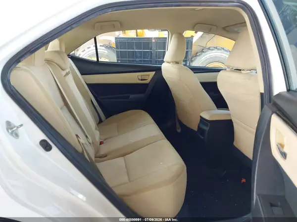 5YFBURHE4KP871638 2019 TOYOTA COROLLA - Image 8