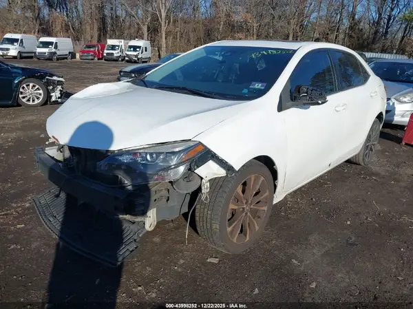 5YFBURHE4KP872918 2019 TOYOTA COROLLA - Image 2