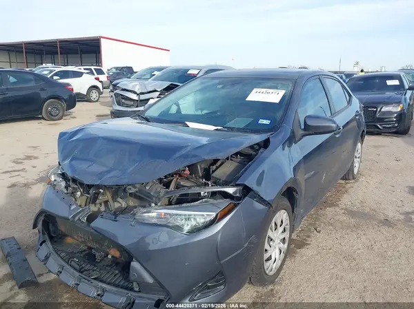 5YFBURHE4KP877911 2019 TOYOTA COROLLA - Image 2