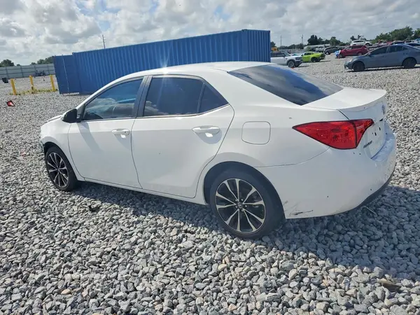 5YFBURHE4KP879934 2019 TOYOTA COROLLA - Image 2