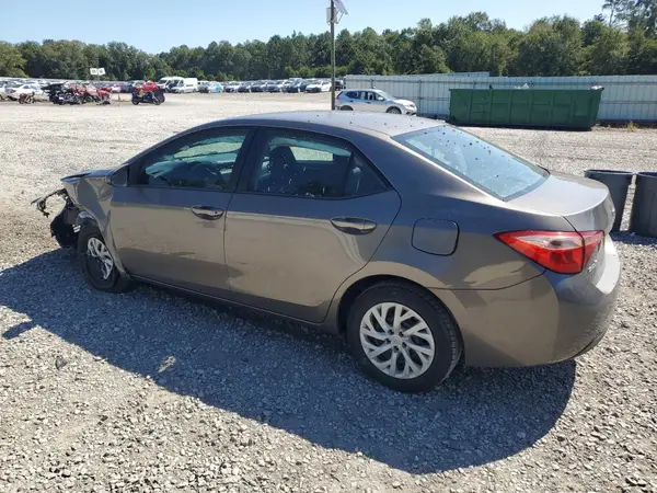 5YFBURHE4KP882932 2019 TOYOTA COROLLA - Image 2