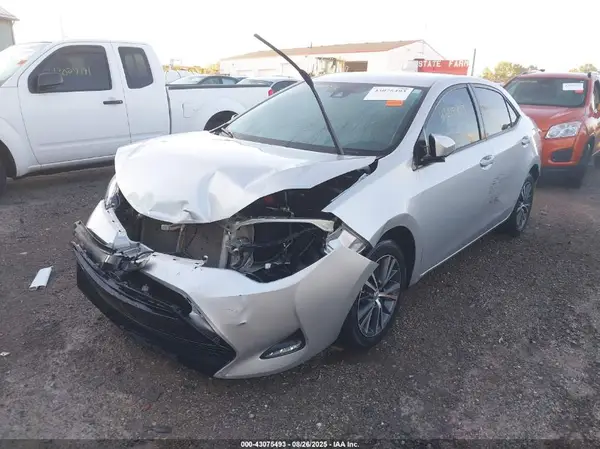 5YFBURHE4KP883904 2019 TOYOTA COROLLA - Image 2
