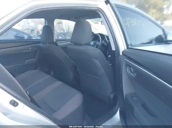 5YFBURHE4KP883904 2019 TOYOTA COROLLA - Image 8