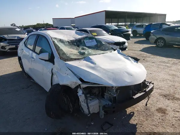 5YFBURHE4KP885247 2019 TOYOTA COROLLA - Image 1