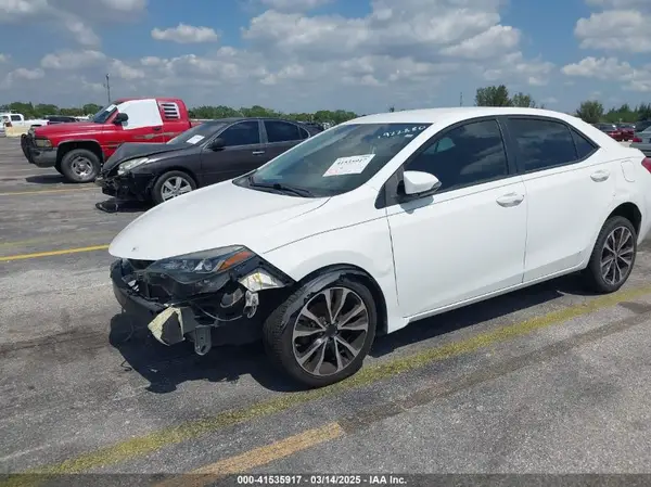 5YFBURHE4KP887807 2019 TOYOTA COROLLA - Image 2