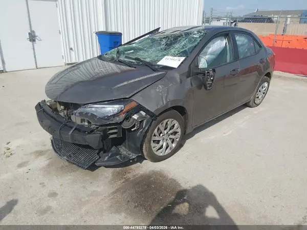 5YFBURHE4KP888794 2019 TOYOTA COROLLA - Image 2