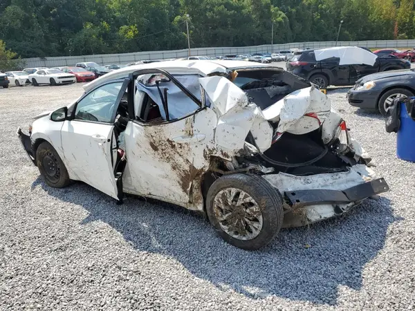 5YFBURHE4KP889878 2019 TOYOTA COROLLA - Image 2
