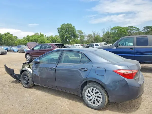 5YFBURHE4KP891727 2019 TOYOTA COROLLA - Image 2