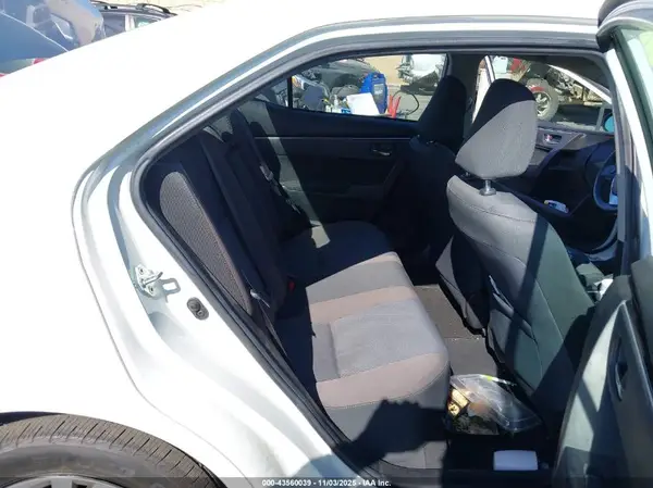 5YFBURHE4KP891839 2019 TOYOTA COROLLA - Image 8