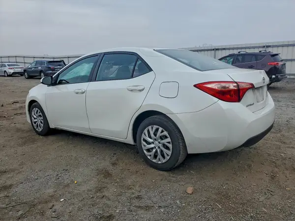 5YFBURHE4KP898791 2019 TOYOTA COROLLA - Image 2