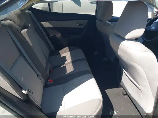 5YFBURHE4KP907117 2019 TOYOTA COROLLA - Image 8