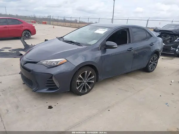 5YFBURHE4KP910275 2019 TOYOTA COROLLA - Image 2