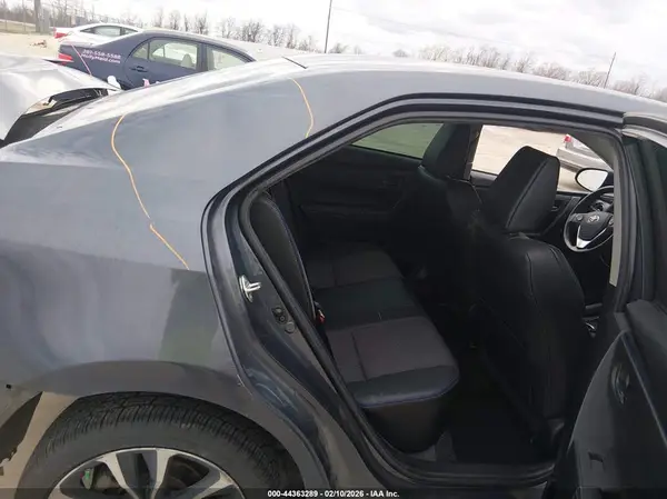 5YFBURHE4KP910275 2019 TOYOTA COROLLA - Image 8
